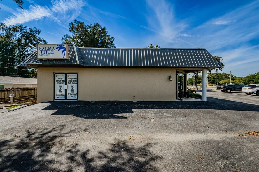 More Photos Of 5510 Roosevelt Blvd, Clearwater Office For Lease