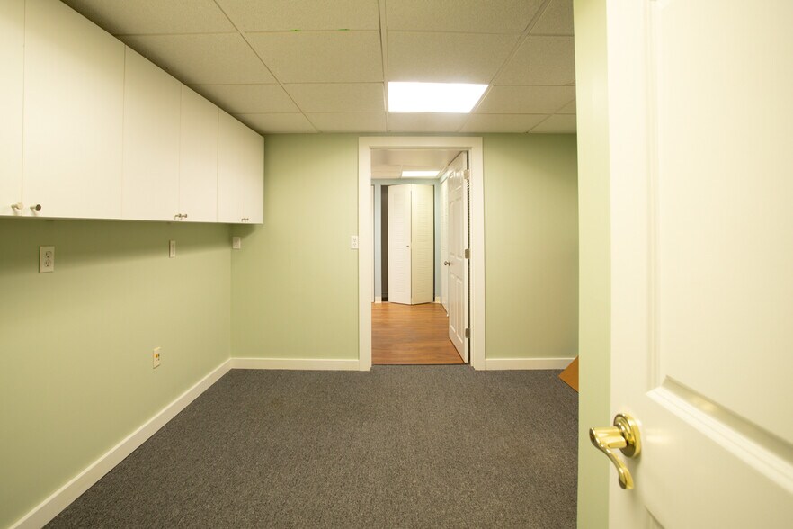 More Photos Of 767 Main Rd, Westport General Retail For Sale