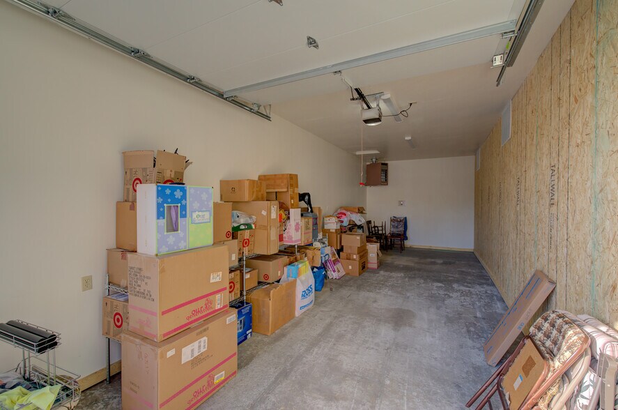 More Photos Of 3003 Highway 101 N, Gearhart Self Storage For Sale