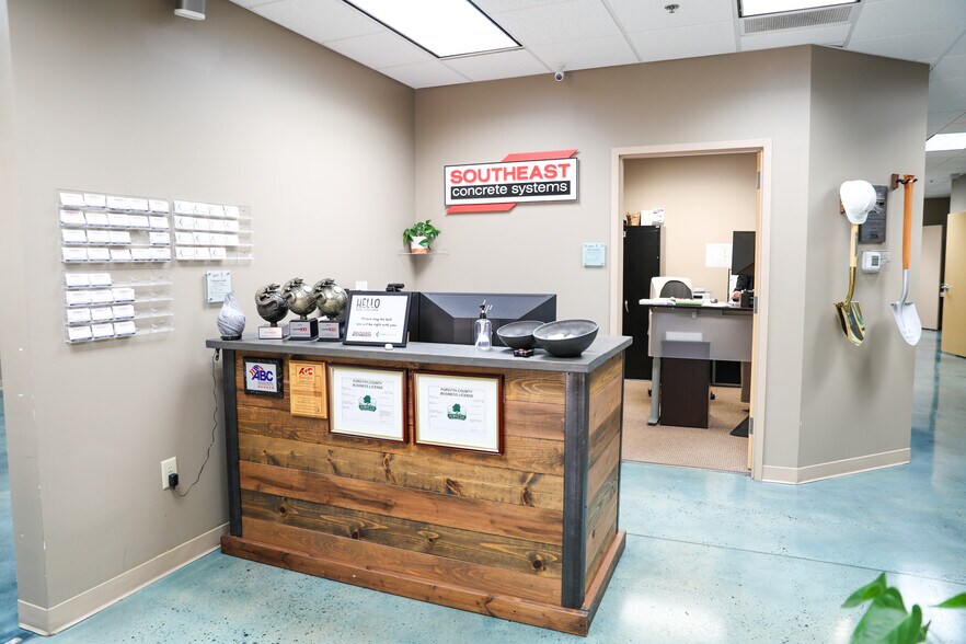 More Photos Of , Alpharetta Flex For Sale