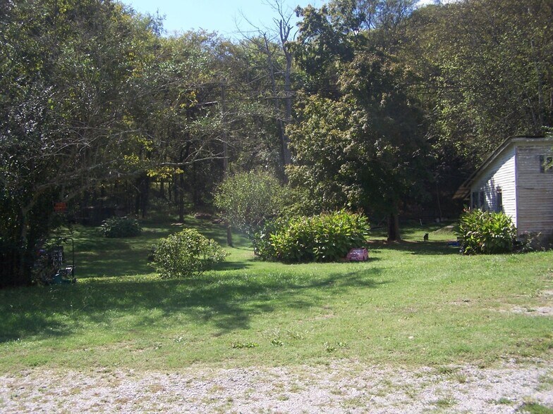 More Photos Of 1475 Columbia Hwy, Pulaski Land For Sale