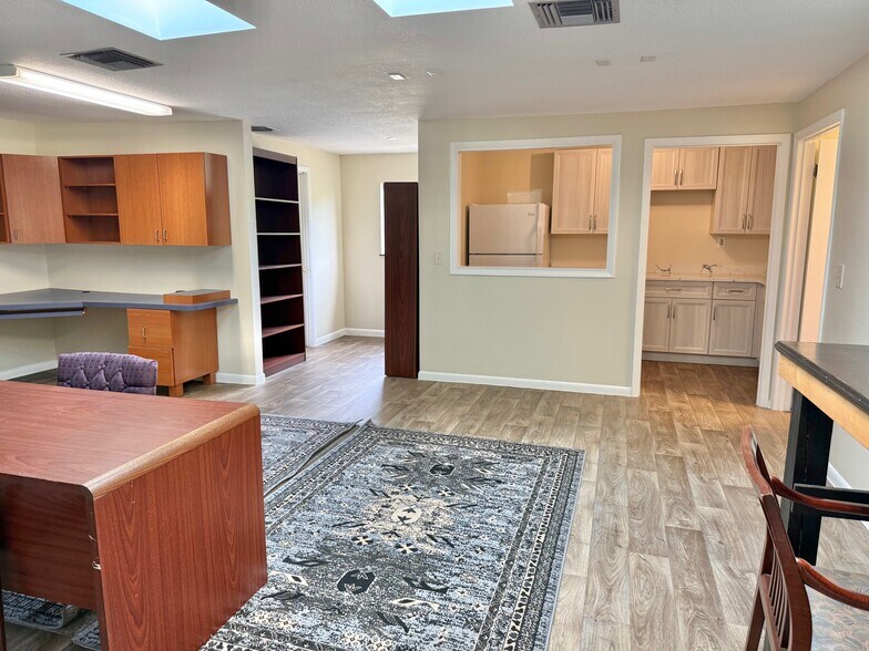 More Photos Of 442 4th Ave, Indialantic Office For Lease