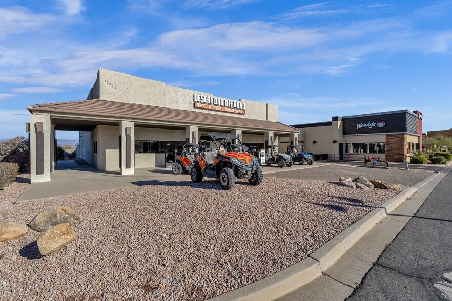 More Photos Of 17212 E Shea Blvd, Fountain Hills Storefront For Sale