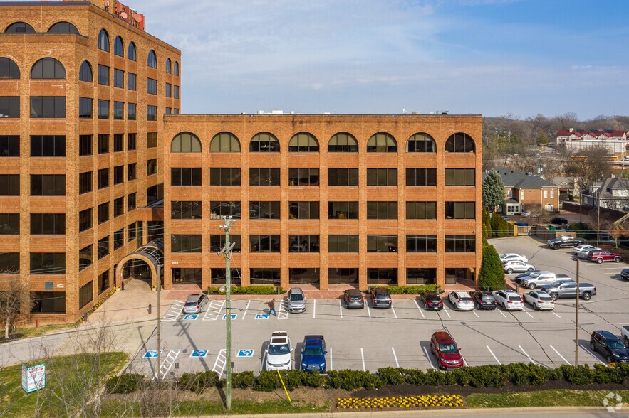 More Photos Of 104 Woodmont Blvd, Nashville Office For Lease