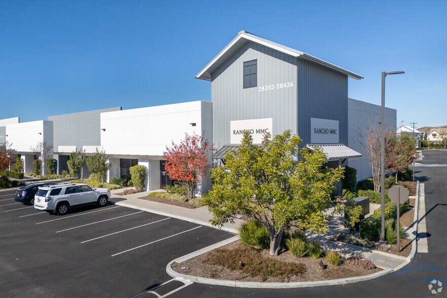 More Photos Of 28202-28292 Airoso St, Rancho Mission Viejo Unknown For Lease