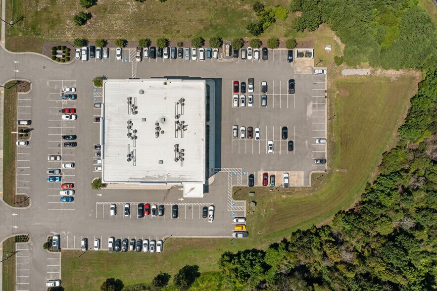More Photos Of 1165 Cedar Point Blvd, Cedar Point Medical For Lease