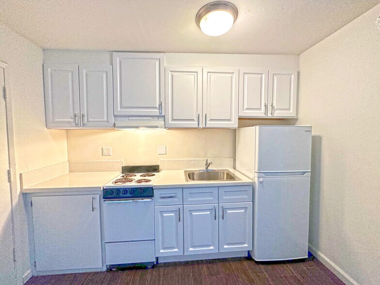 More Photos Of 1825 Chapala St, Santa Barbara Apartments For Sale