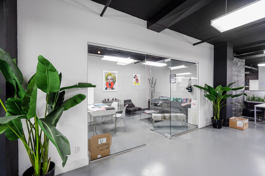 More Photos Of 8815 Av Du Parc, Montréal Loft Creative Space For Sale