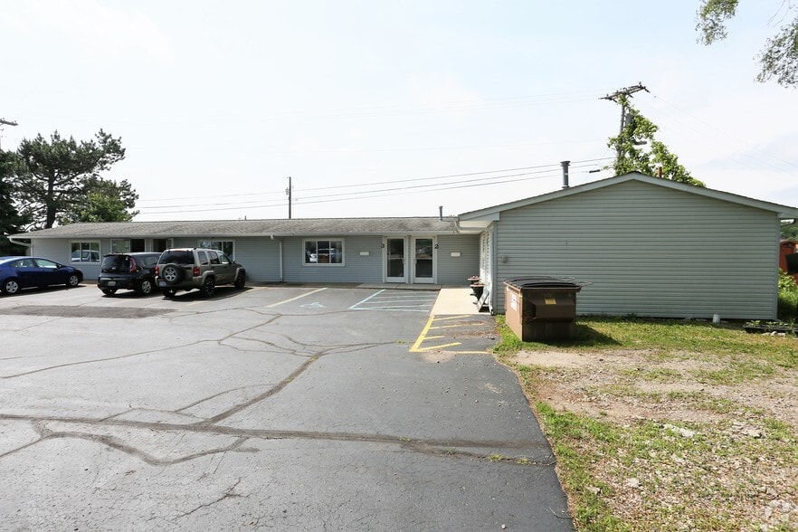 More Photos Of 1755 Sherwin Ct, Waterford Office Residential For Sale