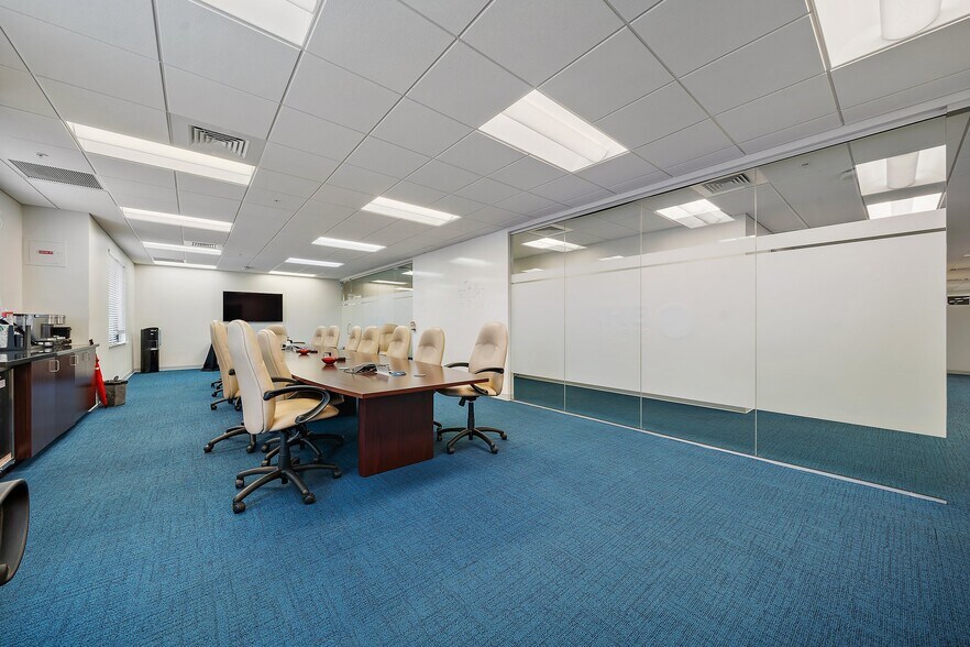 More Photos Of 500 Columbia Dr, West Palm Beach Office For Lease