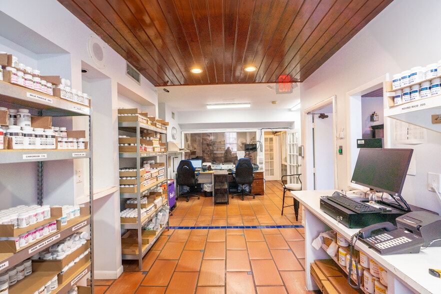 More Photos Of , Coral Gables Office For Sale