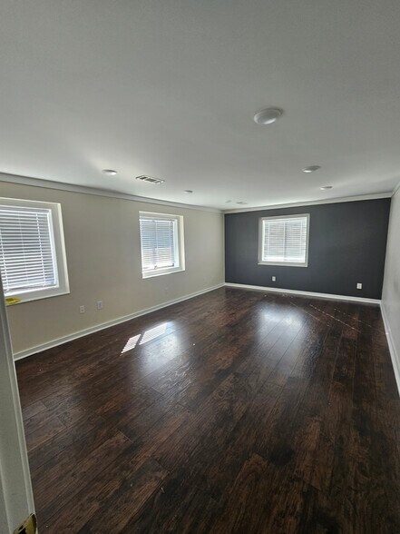 More Photos Of 103 Buford Dam Rd, Cumming Religious Facility For Lease