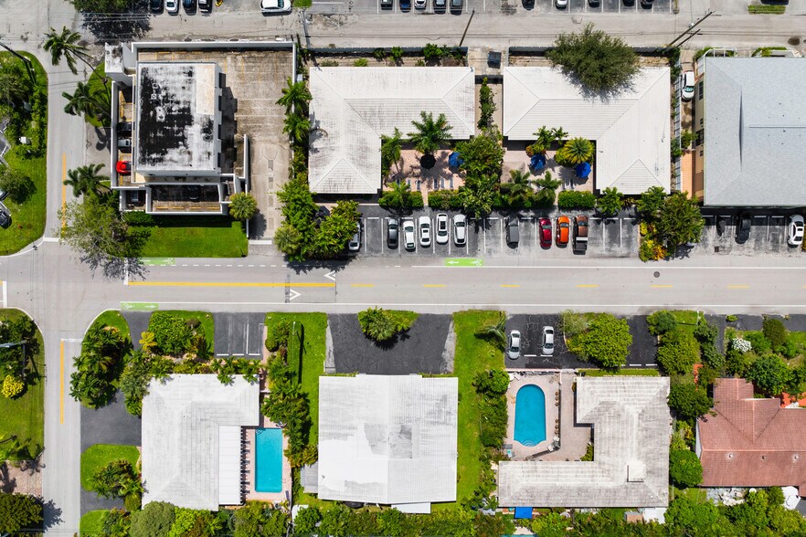 More Photos Of 2648 NE 32nd St, Fort Lauderdale Hotel For Sale