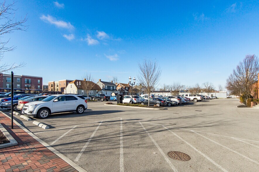 More Photos Of 3989 Broadway, Grove City Coworking Space