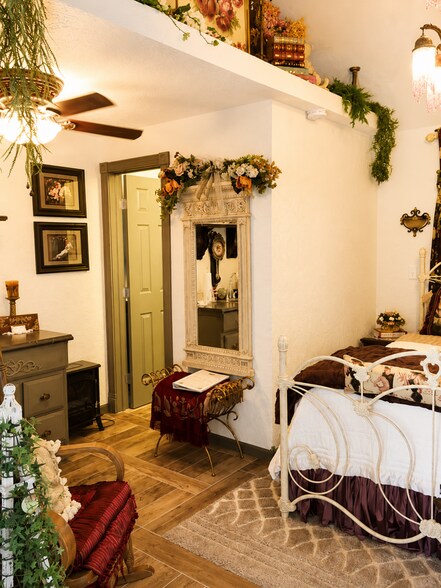 More Photos Of 15 West St, Lake George Hospitality For Sale