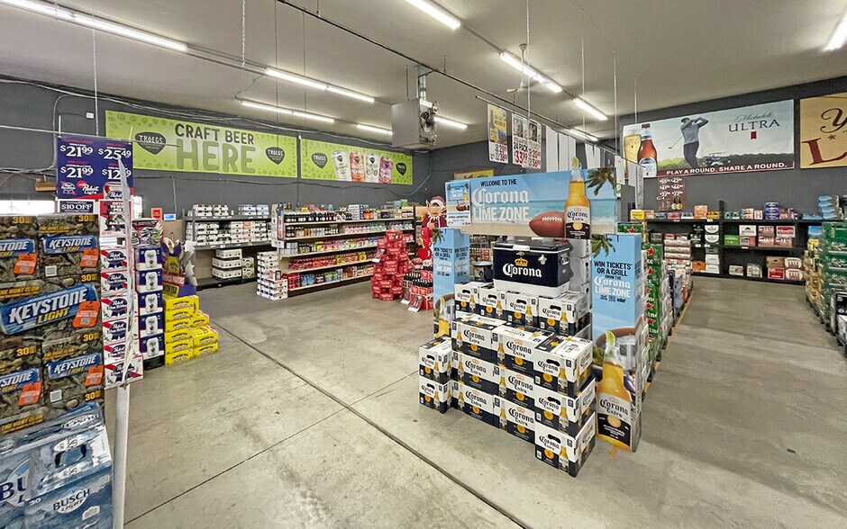 More Photos Of 601 Old York Rd, Etters Freestanding For Sale