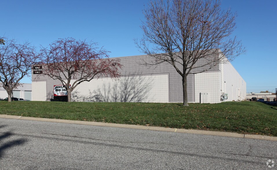More Photos Of 11610-11634 W 90th St, Overland Park Warehouse For Lease