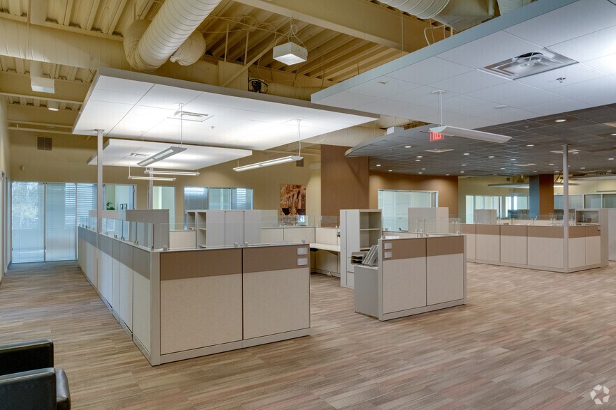 More Photos Of 8605 Ebenezer Church Rd, Raleigh Distribution For Sale