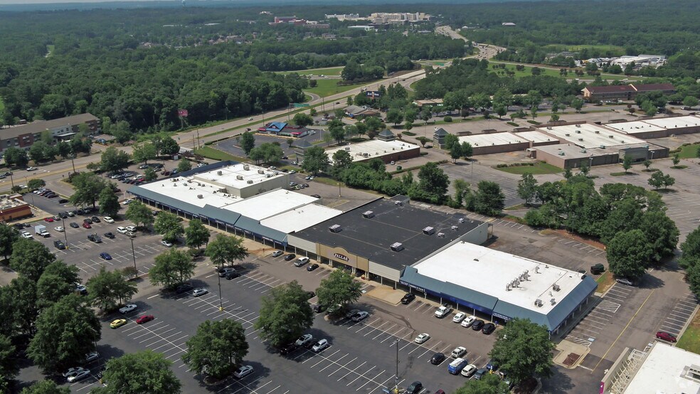More Photos Of 3615-3677 New Bern Ave, Raleigh Storefront For Lease