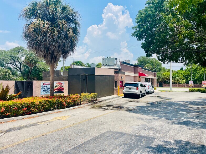 More Photos Of 1840 E Atlantic Blvd, Pompano Beach Fast Food For Sale