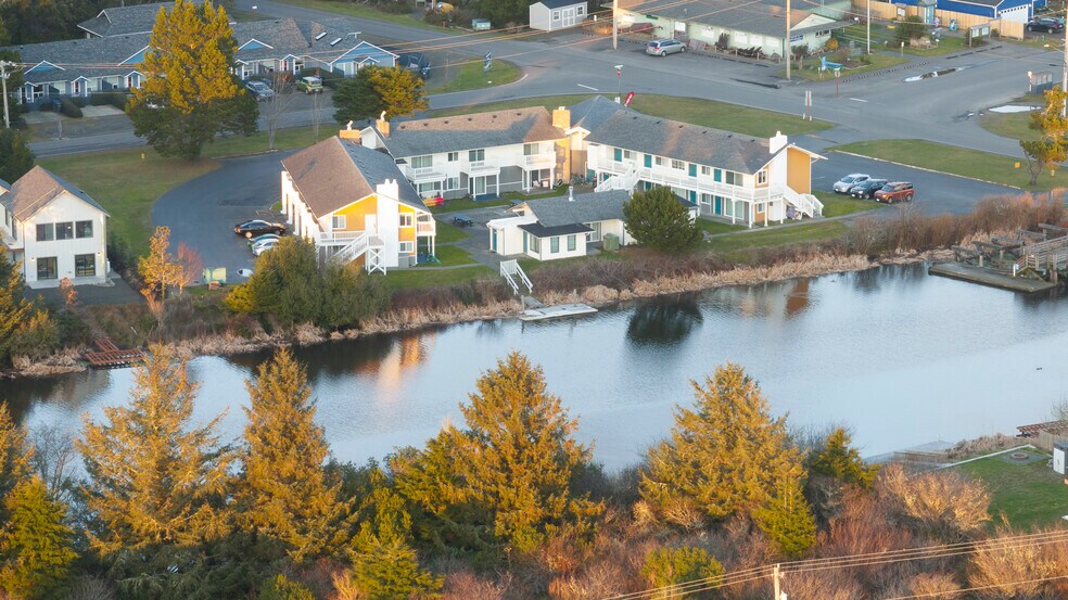 More Photos Of 1031 Discovery Ave SE, Ocean Shores Apartments For Sale
