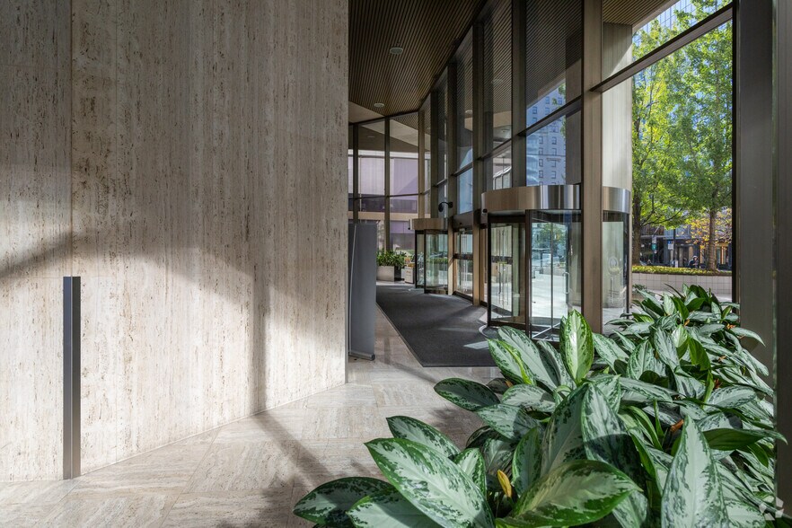 More Photos Of 1055 W Georgia St, Vancouver Coworking Space