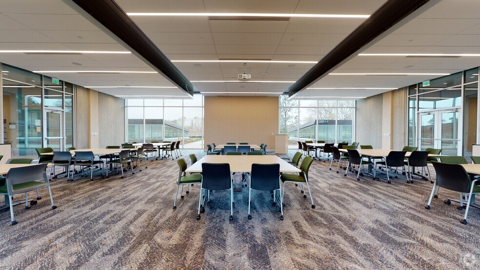 More Photos Of 1830 Fordham Blvd, Chapel Hill Office For Lease