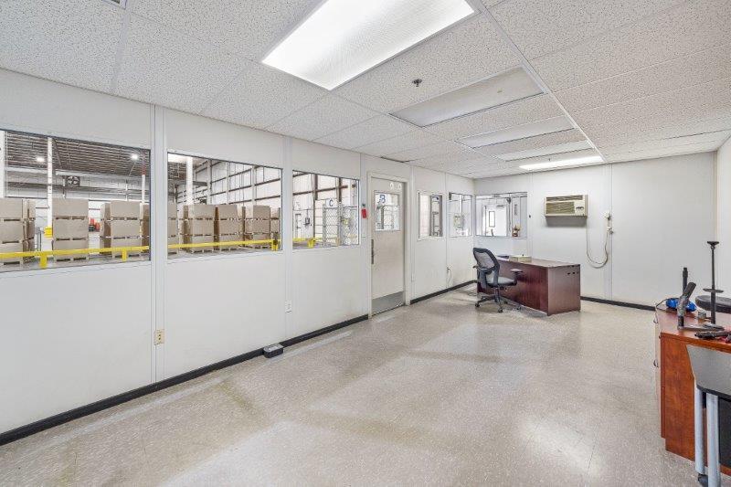 More Photos Of 6801 5th St, Northport Industrial For Lease