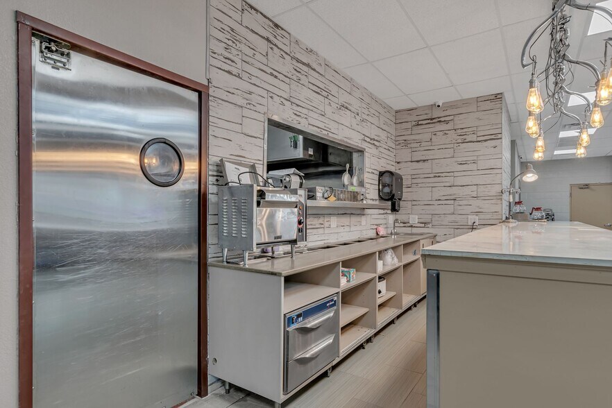 More Photos Of 7628 Corina Dr, Fort Worth Skating Rink For Sale