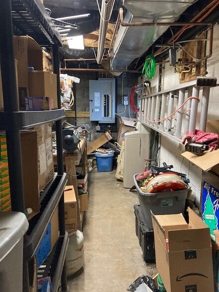 More Photos Of 507 River Rd, Dawson Carwash For Sale