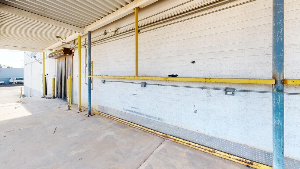 More Photos Of 2423 E University Dr, Phoenix Refrigeration Cold Storage For Sale