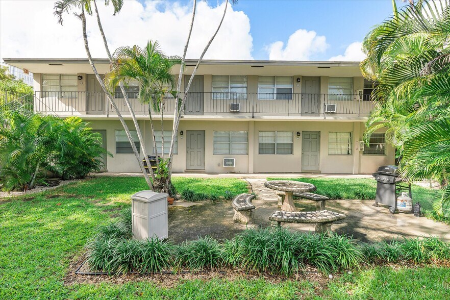 More Photos Of 515 SE 9th St, Fort Lauderdale Apartments For Sale