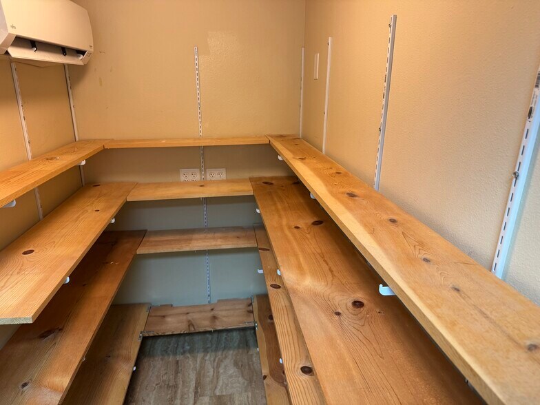 More Photos Of 1750 Manzanita Dr, Elko Office Residential For Sale