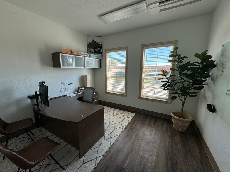 More Photos Of 2271 E Continental Blvd, Southlake Medical For Lease