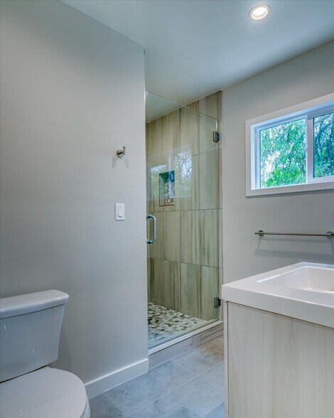 More Photos Of 323-325 Culver Blvd, Playa Del Rey Storefront Retail Residential For Sale