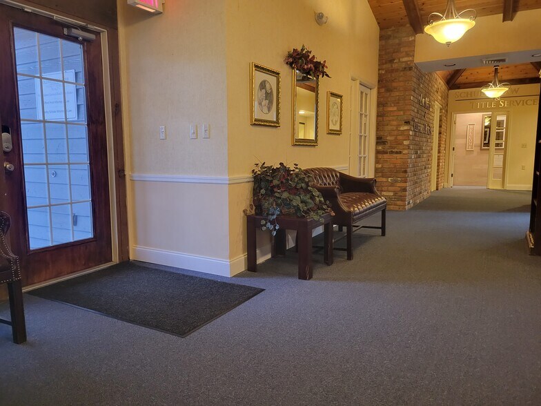 More Photos Of 8200 Seminole Blvd, Seminole Medical For Lease