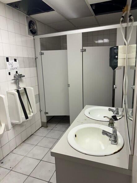 More Photos Of 12495 NE 2nd Ave, North Miami Religious Facility For Sale