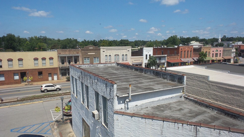 More Photos Of 102 Saint Joseph Ave, Brewton Storefront Retail Residential For Sale