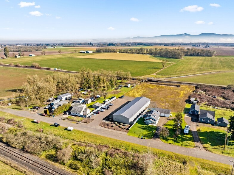 More Photos Of 93303 Prairie Rd, Junction City Industrial For Sale