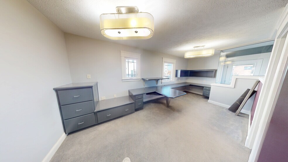 More Photos Of 611 S Capitol Ave, Lansing Office Residential For Lease