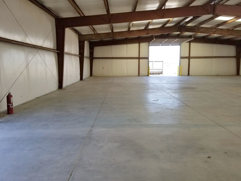 More Photos Of 5038 Lakewood Rd, Bullhead City Fort Mohave Warehouse For Sale