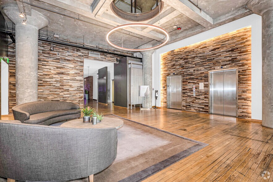 More Photos Of 1801 N Lamar St, Dallas Loft Creative Space For Lease