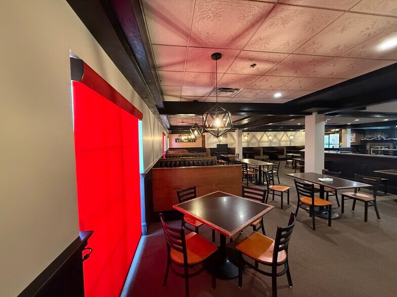 More Photos Of 249 Main St, Rutland Apartments For Lease