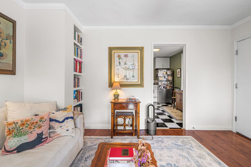 More Photos Of 3055 Future St, Los Angeles Apartments For Sale