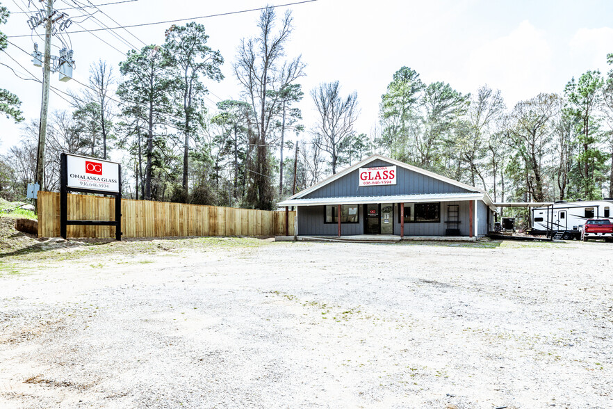 Primary Photo Of 11539 US Highway 190 W, Livingston Freestanding For Sale