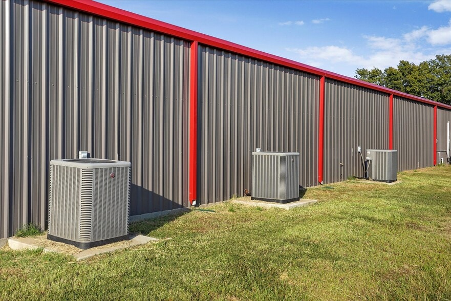 More Photos Of 12670 S Highway 48, Bristow Warehouse For Sale