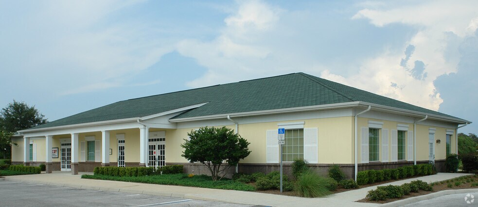 More Photos Of 3400 Southern Trce, The Villages Office For Sale