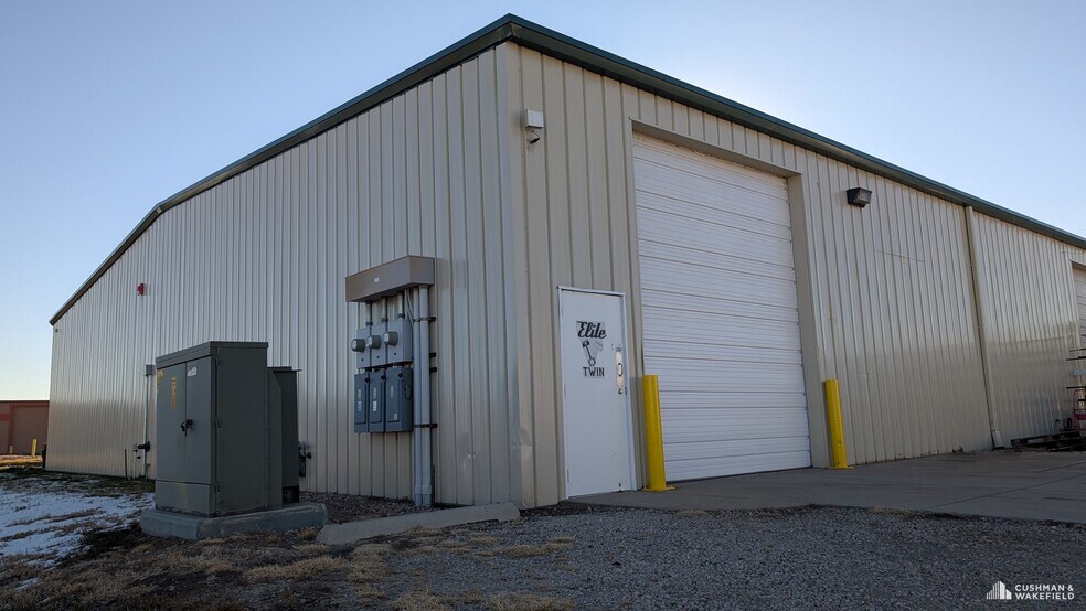 More Photos Of 14125-14133 Mead St, Longmont Flex For Lease