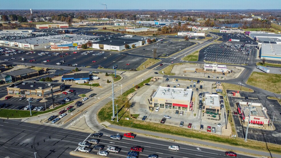 More Photos Of 5015 Hinkleville Rd, Paducah Restaurant For Lease