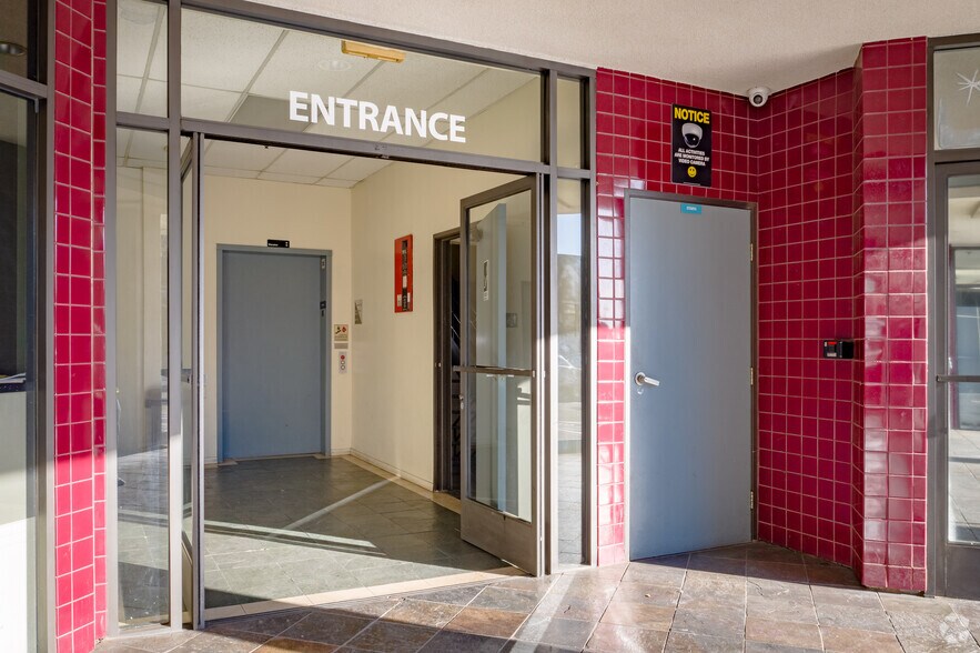 More Photos Of 1220 S Central Ave, Glendale Unknown For Lease